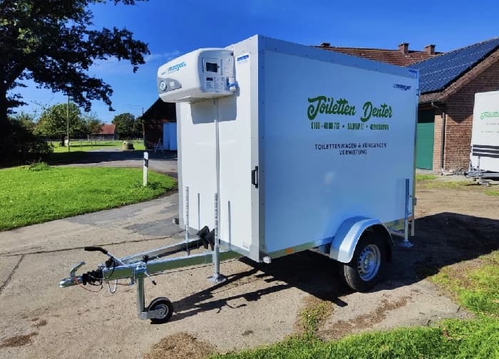 Kühlwagen – Originalfoto von Toiletten Denter