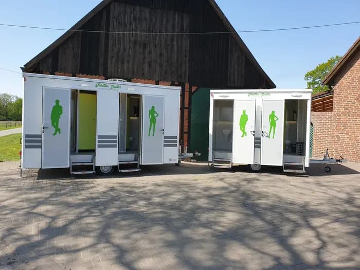 Toilettenwagen von Denter am Veranstaltungsort